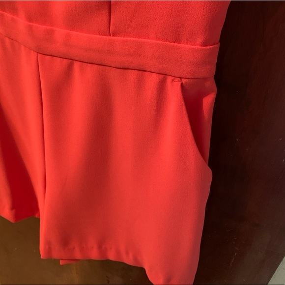 Banana Republic Coral romper - Picture 4 of 7